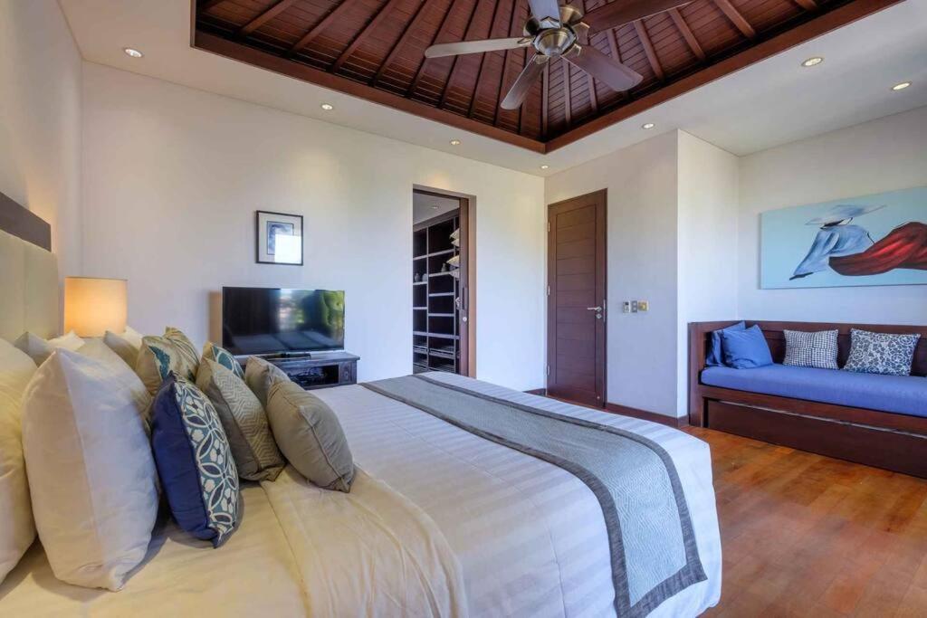 Kejora Beachfront Estate Sanur -Stunning Villa Eleven Exterior photo