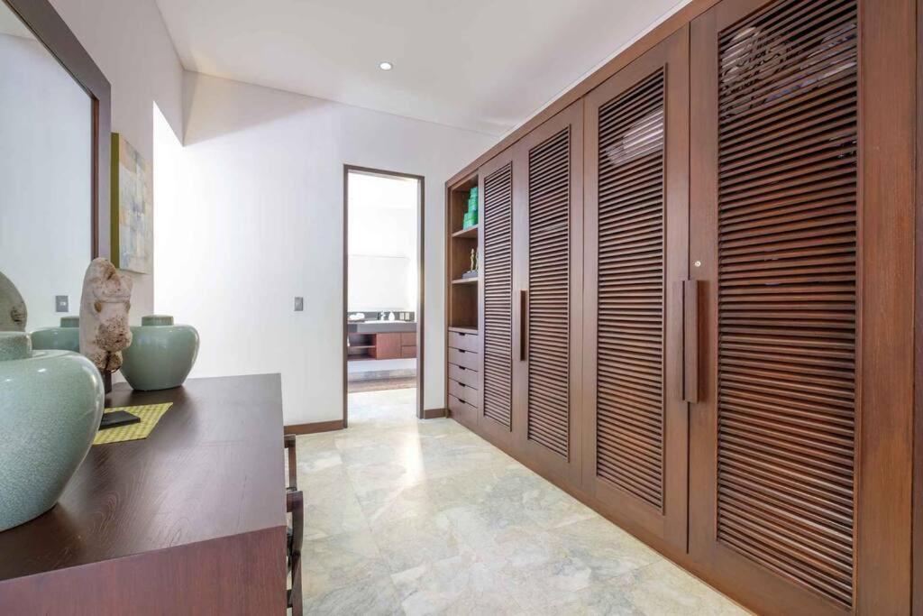 Kejora Beachfront Estate Sanur -Stunning Villa Eleven Exterior photo