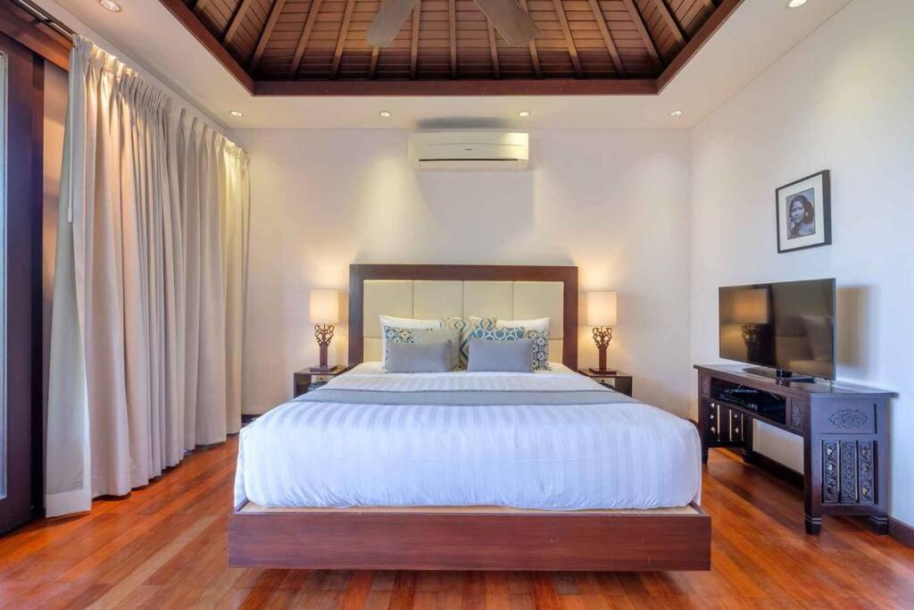 Kejora Beachfront Estate Sanur -Stunning Villa Eleven Exterior photo