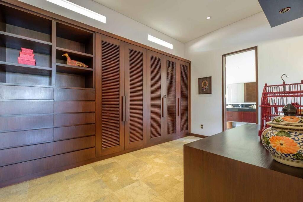 Kejora Beachfront Estate Sanur -Stunning Villa Eleven Exterior photo
