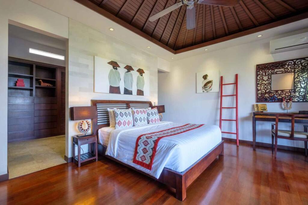 Kejora Beachfront Estate Sanur -Stunning Villa Eleven Exterior photo