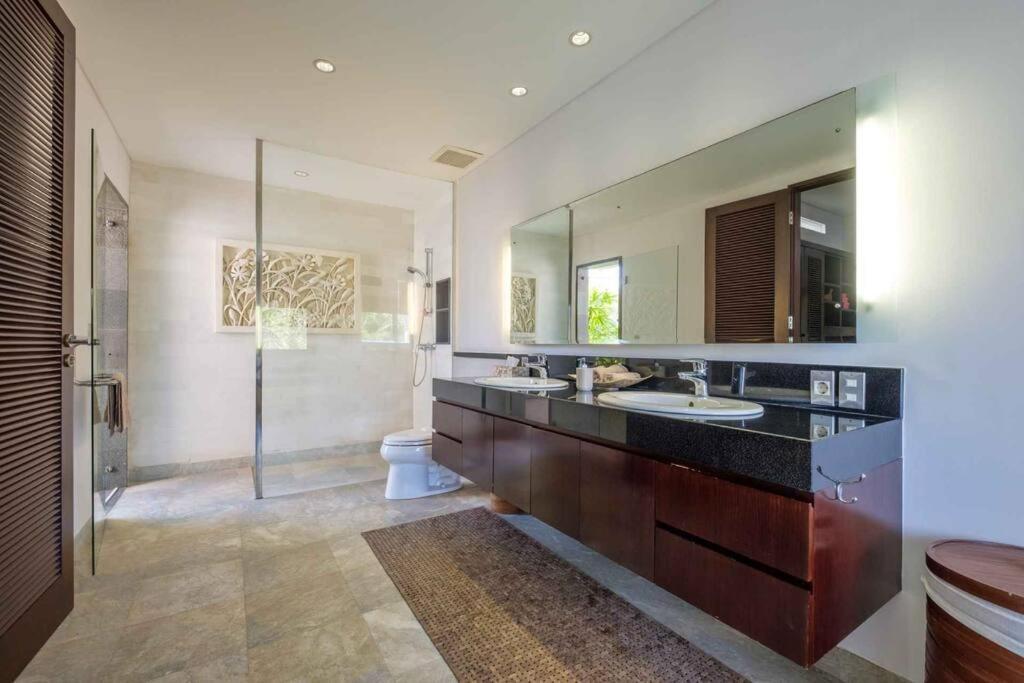 Kejora Beachfront Estate Sanur -Stunning Villa Eleven Exterior photo
